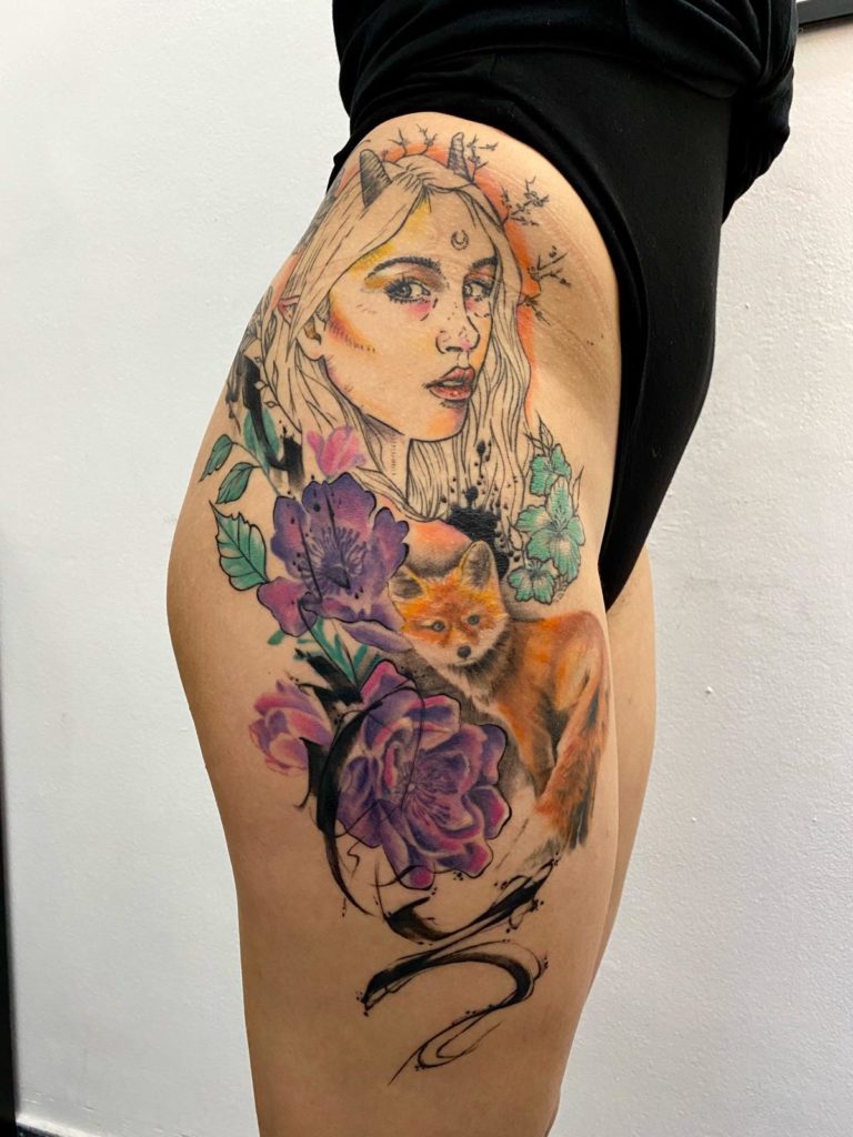 Salon tauaje si piercing Bucuresti tatuaj color fete pe picior tatuaj flori portret