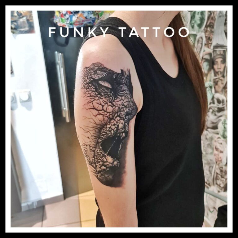 tatuaj fata tatuaj fete pe mana tatuaje mari salon tatuaje si piercing in bucuresti piata romana