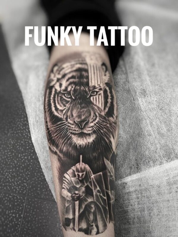 Tatuaj tigru pe mana arm tattoo tiger tatuaj barbati men funky tattoo bucuresti salon tatuaj saloane tatuaje