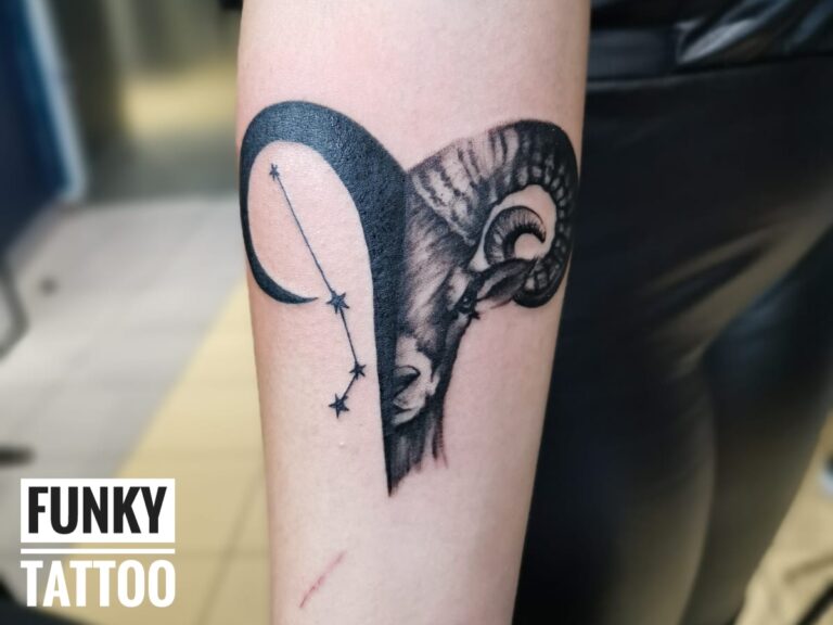 Tatuaj fete tatuaje zodie berbec realistic tatuaj pe mana Salon tatuaje si piercing Funky Tattoo Bucuresti
