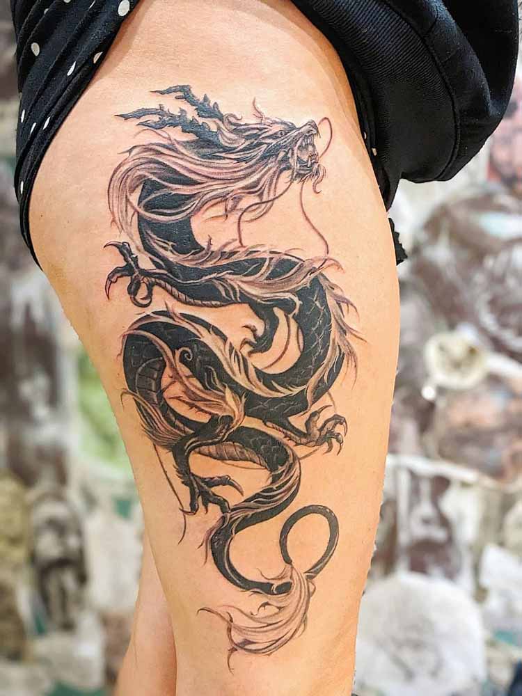 Salon-de-Tatuaje-Bucuresti-Tatuaj-Dragon-Tatuaj-pe-Picior-Tatuaj-Mare