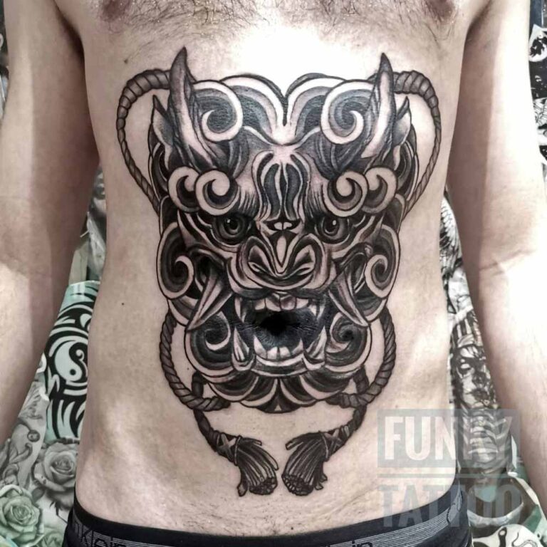 Salon-de-Tatuaje-Bucuresti-Tatuaje-Mari-Dragon-Japonez-pe-Burta-Piept-Abdomen-Realistic