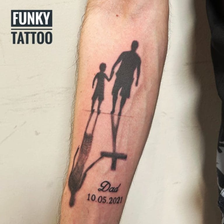 tatuaj barbati tatuaje pe mana tatuaje antebrat tatuaj tata
