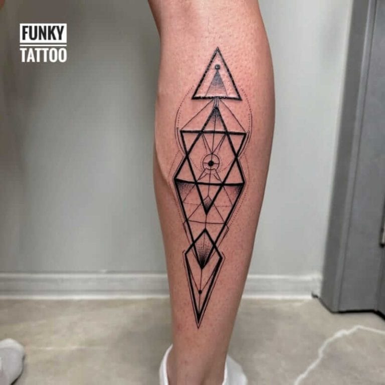 tatuaje barbati modele de tatuaje tatuaje pe picior tatuaj geometric salon tatuaje