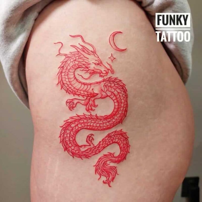 tatuaje fete color tatuaj pe picior tatuaj rosu dragon salon tatuaje