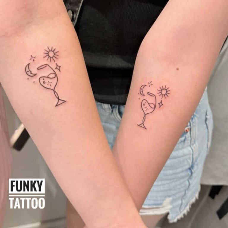 tatuaje fete tatuaje mici tatuaje pe mana tatuaje cuplu salon tatuaje